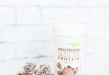 체중 감량을 돕는 저탄수화물 식단과 운동법 white and brown plastic cup with spoon