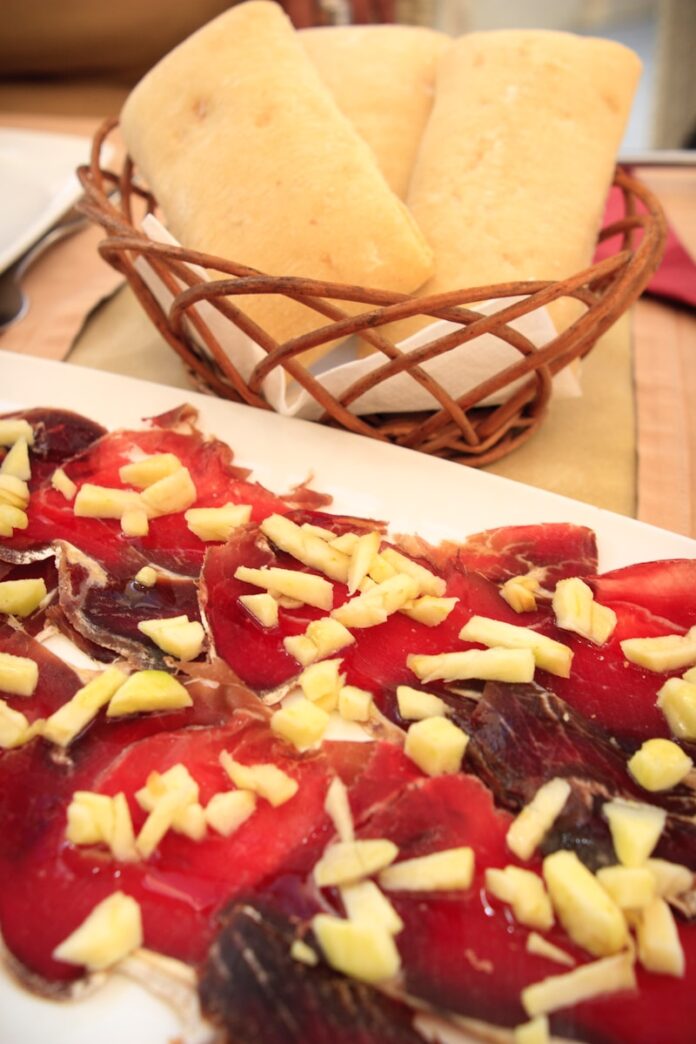 Photo by jevgeni mironov a plate of food