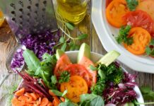 건강한 식단이 만드는 작은 변화, 큰 효과 close-up photo of vegetable salad